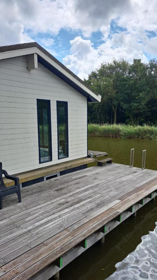 Bb De Woonboot Apartment Anna Paulowna Exterior photo